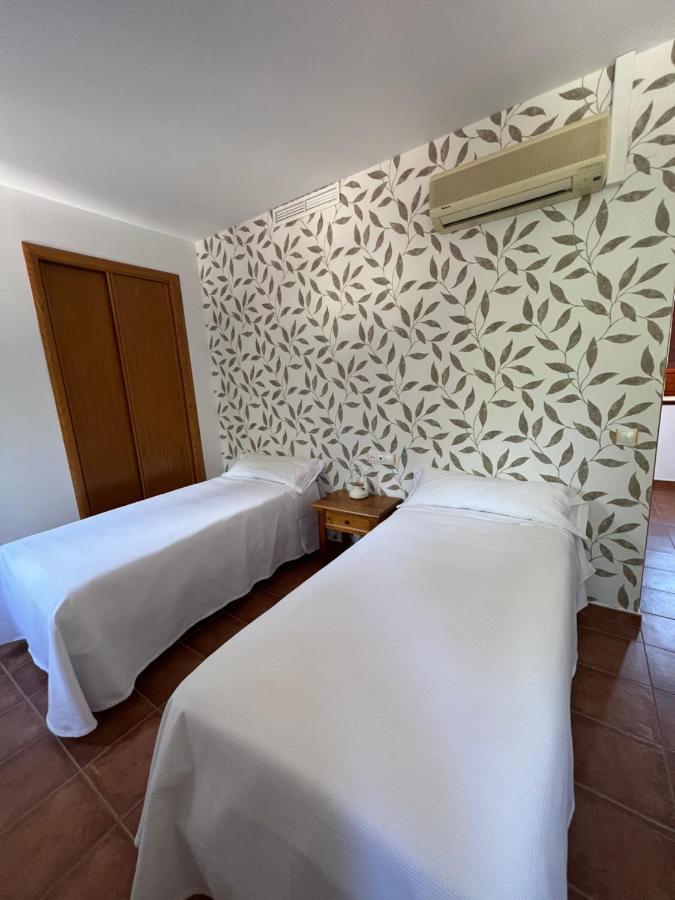 Hostal Villa El Colmenar Mombeltrán Extérieur photo
